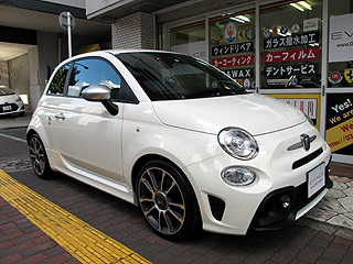 ABARTH 595KXR[eBO{Hς݉摜6