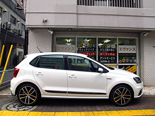 VW POLO GTIɃJ[tB̃NA^19{Hς݉摜1