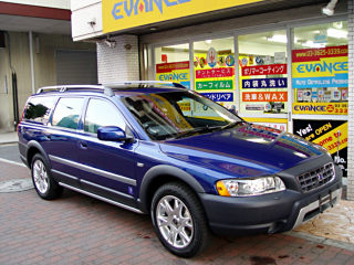 VOLVO XC70ɃKXR[eBO{H