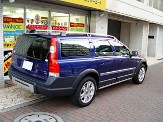 VOLVO XC70ɃNA^ƃKXR[eBO{H