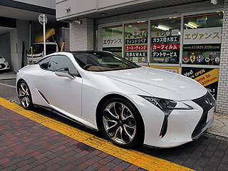 LEXUS LC500ɏĂtKXR[eBO{Hς݉摜2