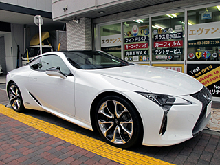 LEXUS LC500hɃNA^28{H摜2