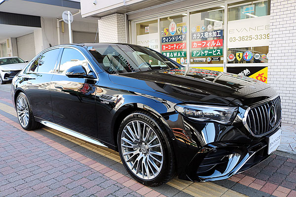 ガラスコーティング済みAMG E53右前からの画像