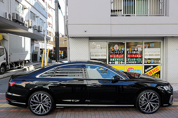 ガラスコーティング済みAUDI A8側面全体画像