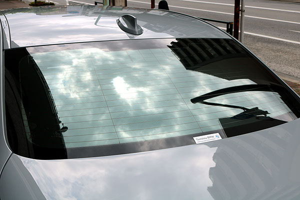 BMW220iにリヤガラスにカーフィルム、、クアンタム19施工済み左後方からの画像
