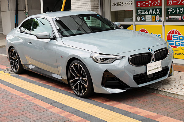 BMW220i右前からの画像