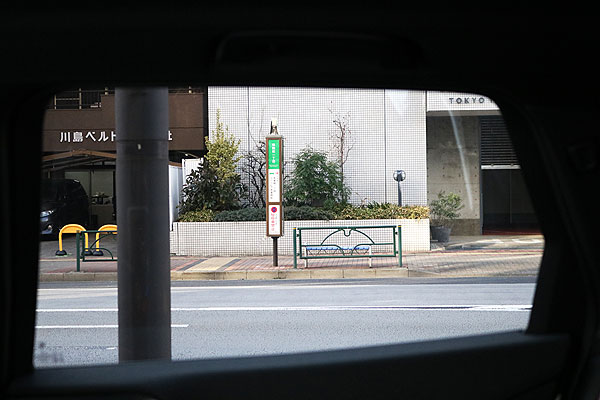 濃色ガラスに断熱カーフィルム、クアンタム19を貼付後、車内からの視認性