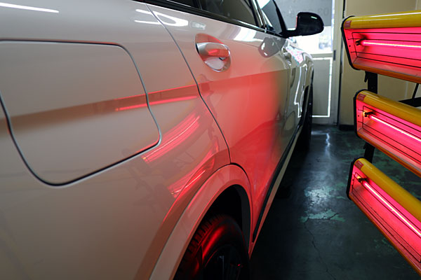 コーティング後、遠赤外線にて側面加熱中画像