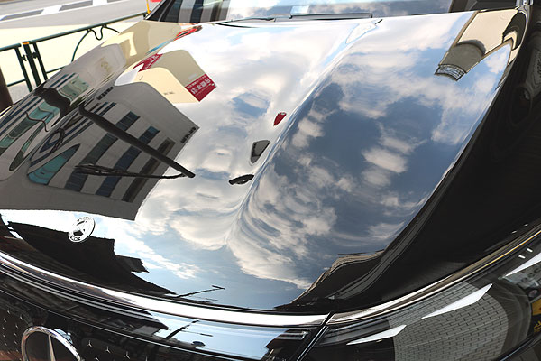 ガラスコーティング済みMercedes-Benz EQS450左前からの画像