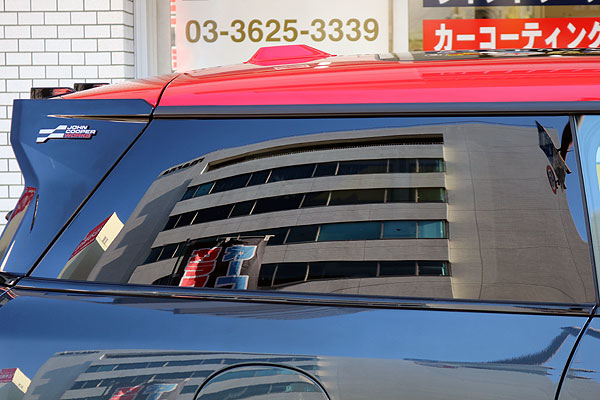 プライバシーガラスに断熱フィルムクアンタム52貼付済み-2