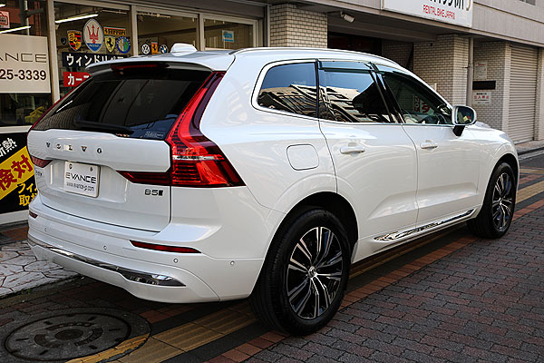 ガラスコーティング済みVOLVO XC60右後ろから全体画像