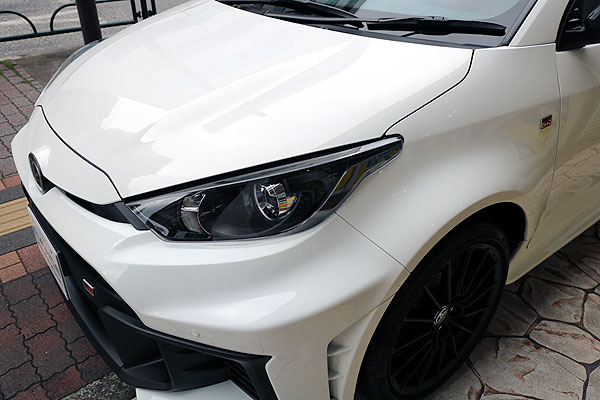TOYOTA GR YARISにボディコーティングしました
