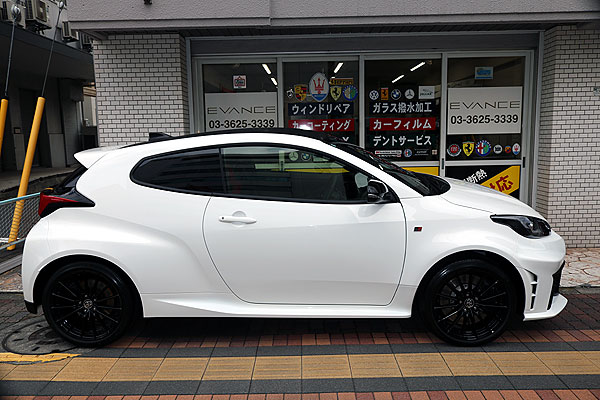 GR YARISにボディコーティング済み側面全体