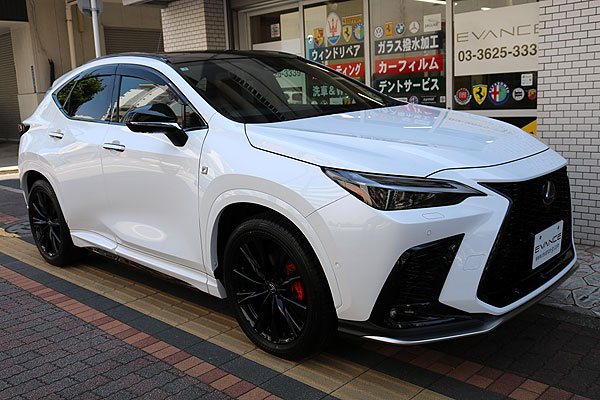 LEXUS NX350h ガラスコーティング施工後、右前からの画像