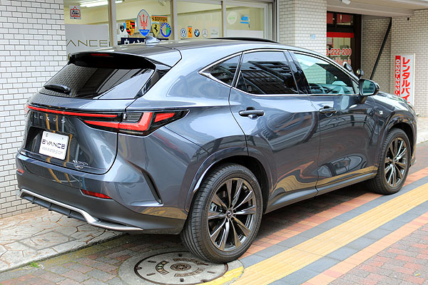 LEXUS NX350h クアンタム19施工後リヤ3面画像