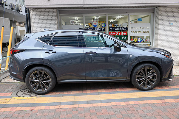 LEXUS NX350h クアンタム19、透明断熱フィルム、ナノセラミック86施工後側面画像