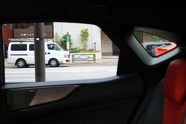 LEXUS NX350h プライバシーガラスにクアンタム19施工後の車内からの画像